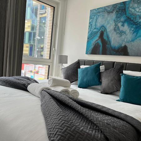 Spacious, Bright & Modern 1 & 2 Bed Apartments At Sligo House - Central Watford Watford  Zewnętrze zdjęcie