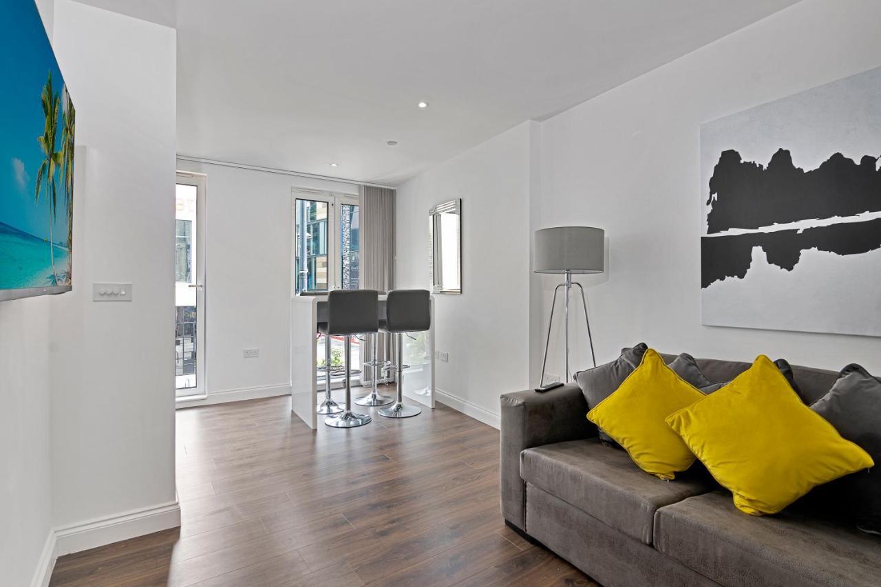 Spacious, Bright & Modern 1 & 2 Bed Apartments At Sligo House - Central Watford Watford  Zewnętrze zdjęcie