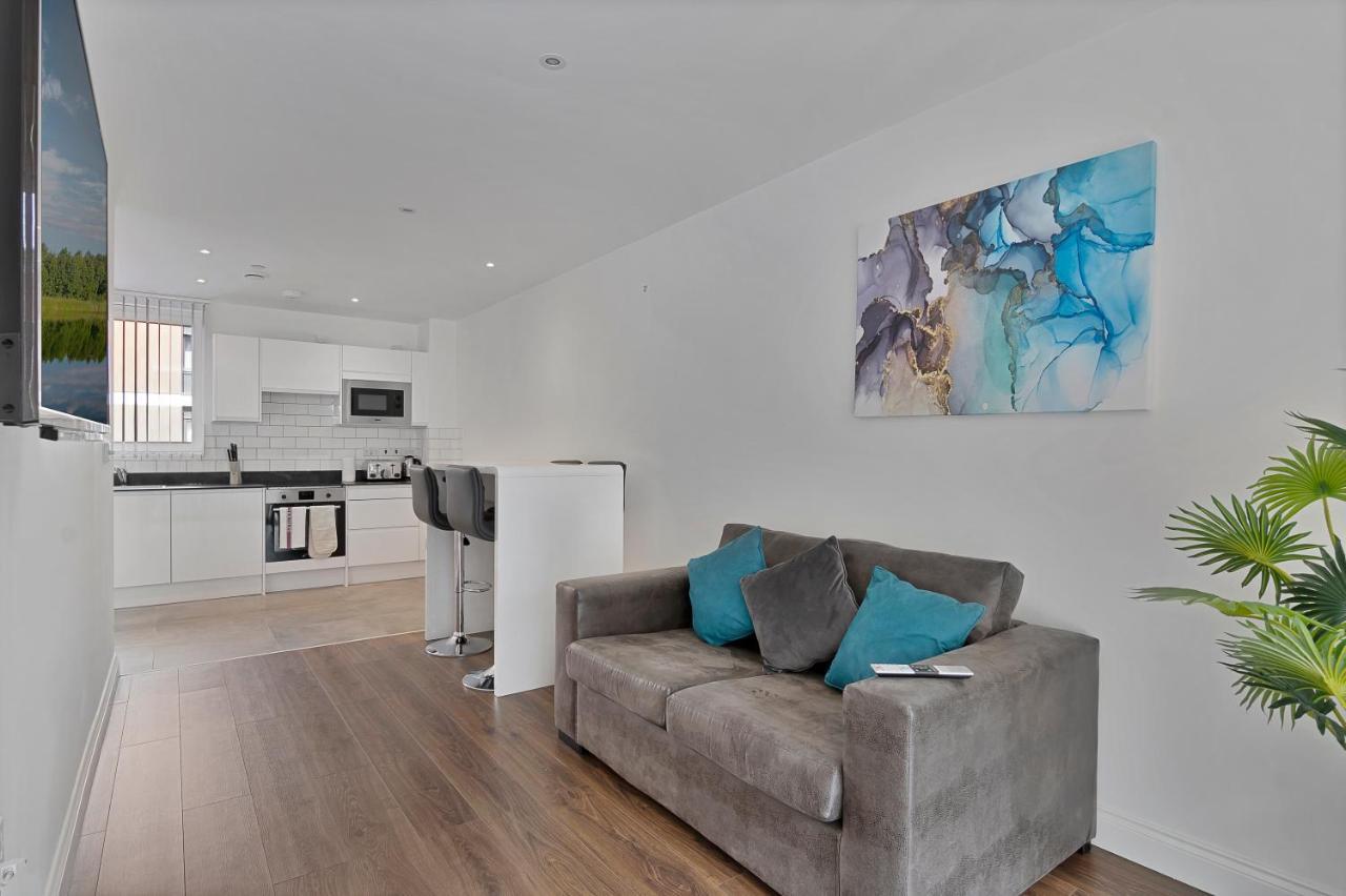 Spacious, Bright & Modern 1 & 2 Bed Apartments At Sligo House - Central Watford Watford  Zewnętrze zdjęcie