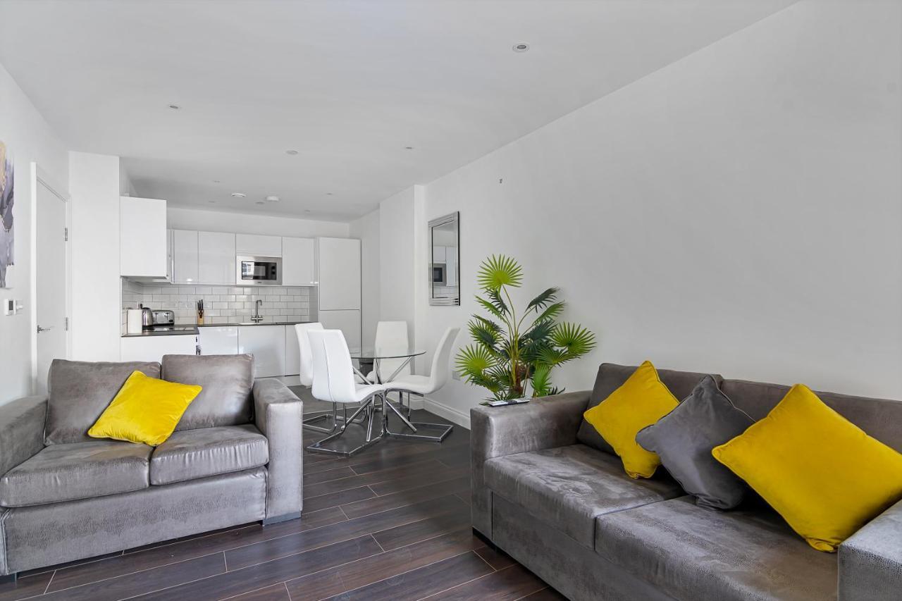 Spacious, Bright & Modern 1 & 2 Bed Apartments At Sligo House - Central Watford Watford  Zewnętrze zdjęcie