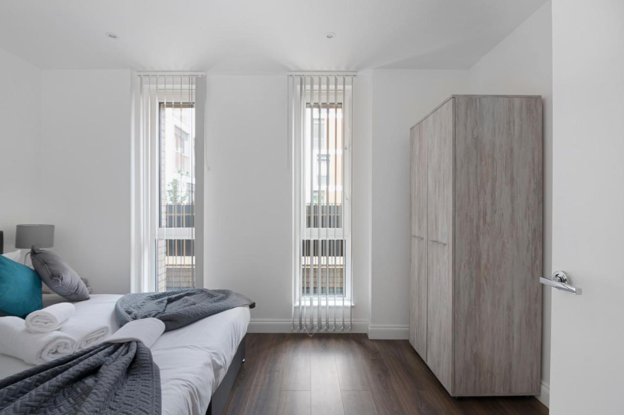 Spacious, Bright & Modern 1 & 2 Bed Apartments At Sligo House - Central Watford Watford  Zewnętrze zdjęcie